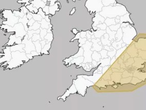 突发新闻:龙卷风预警地图，英国人被要求做好每小时50英里的大风和可怕的闪电的准备